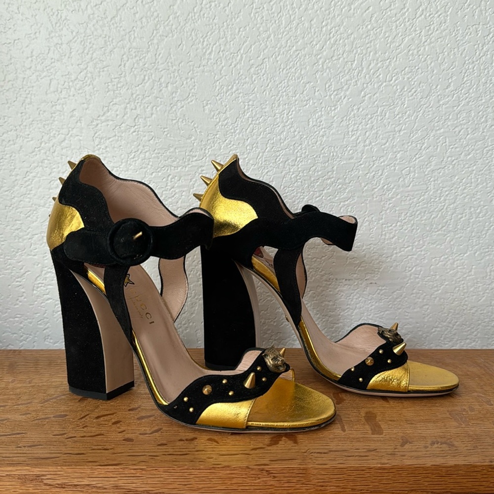 Gucci Spike Black and Gold Lionhead Heels Size EU 39